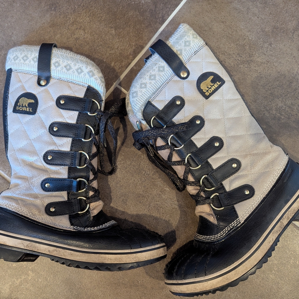 Sorel Quilted Winter Boots Women's 7.5